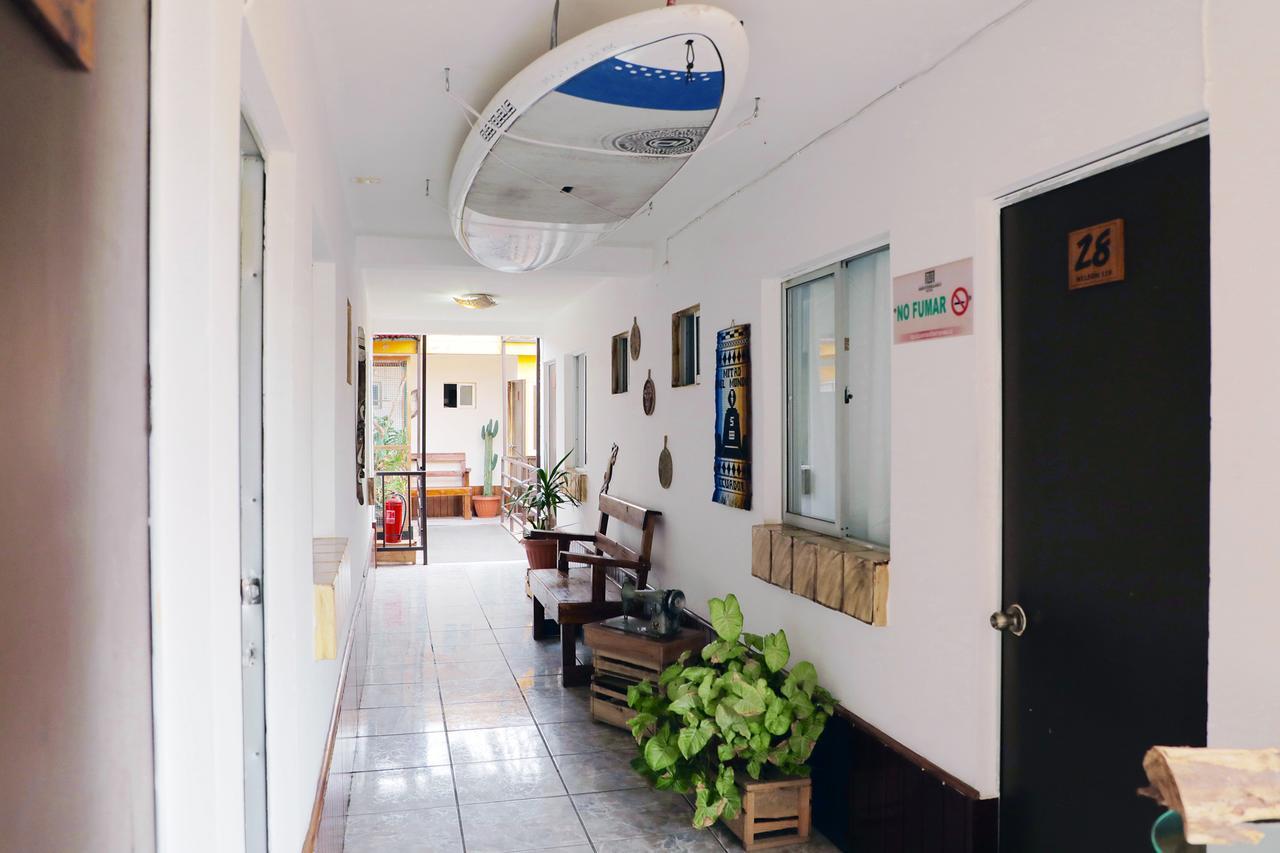 Hotel Mediterraneo Икике Екстериор снимка